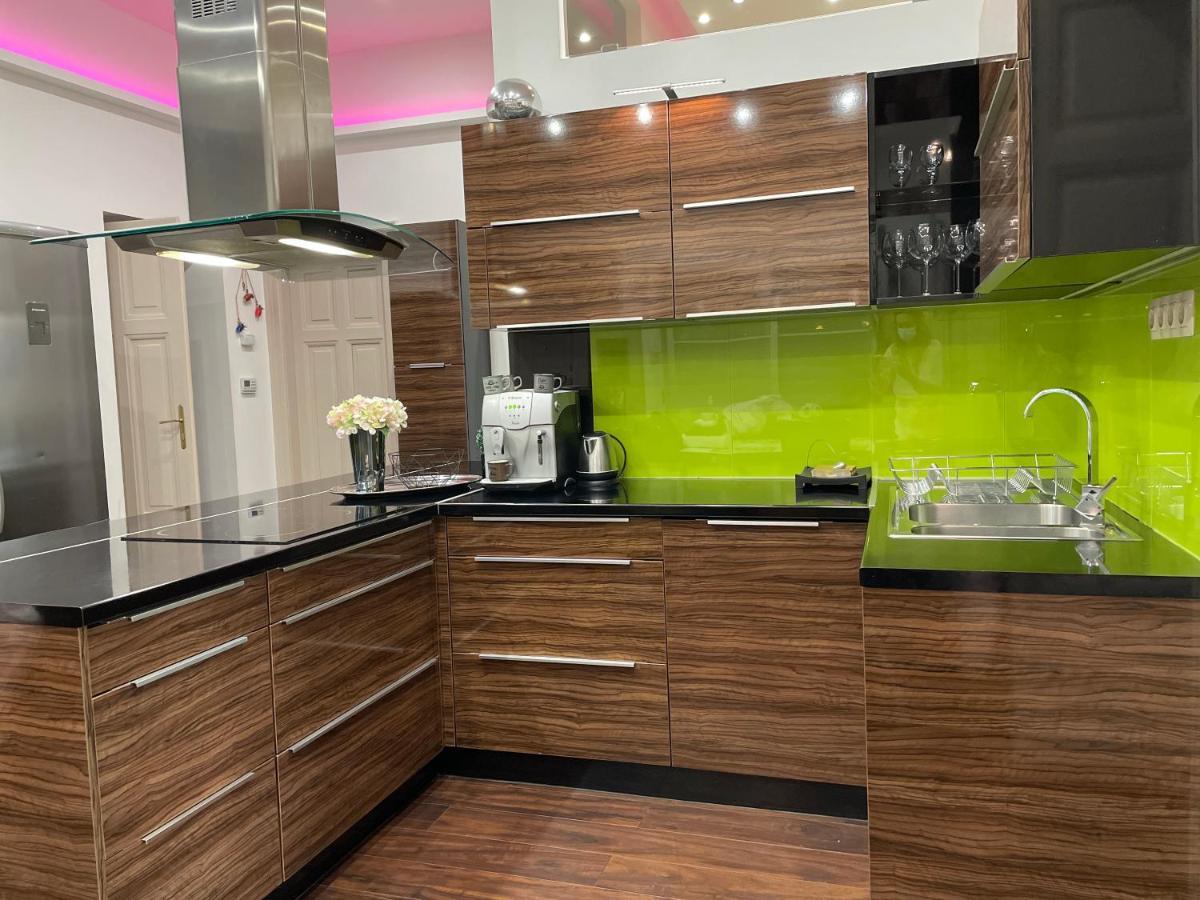 St3 Apartman Szeged Ngoại thất bức ảnh
