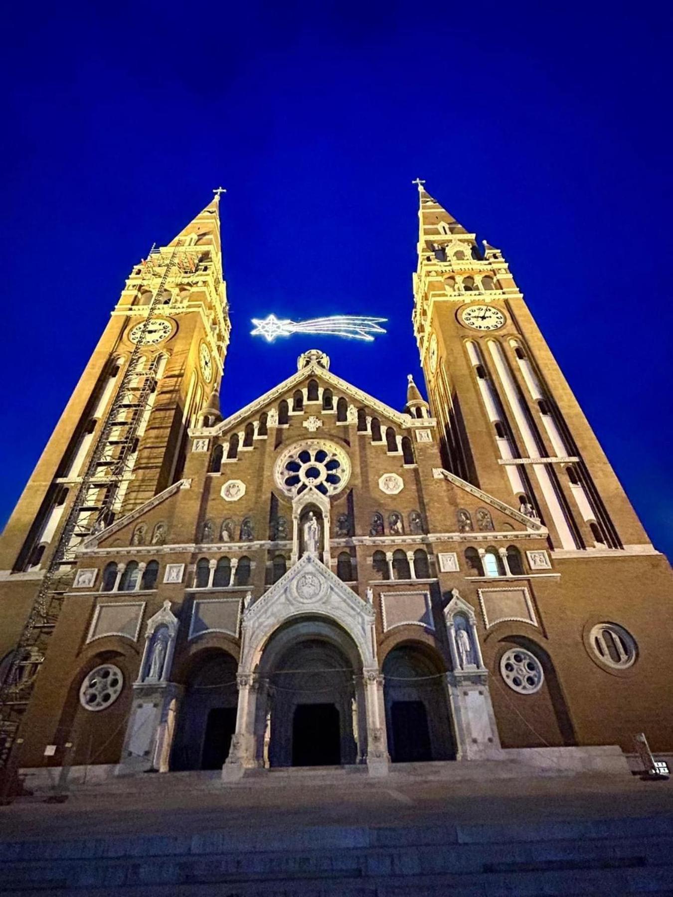 St3 Apartman Szeged Ngoại thất bức ảnh